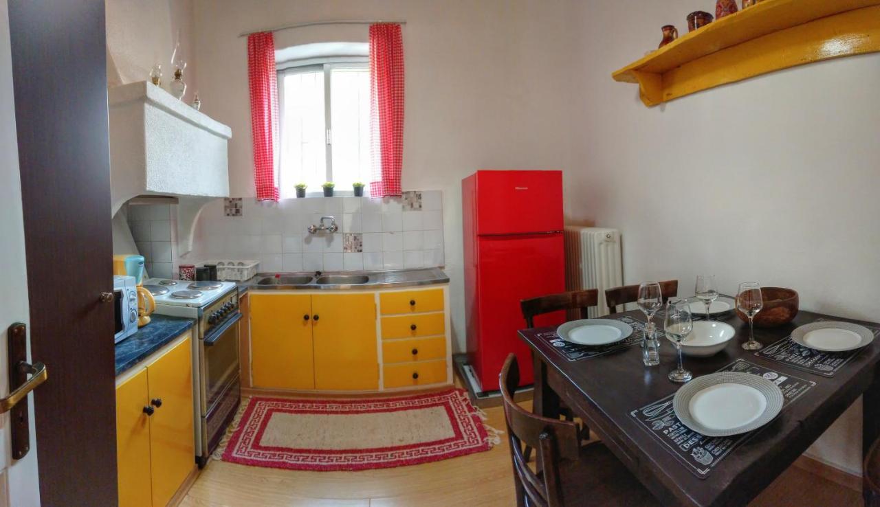 1935 Home Lilaia Bagian luar foto
