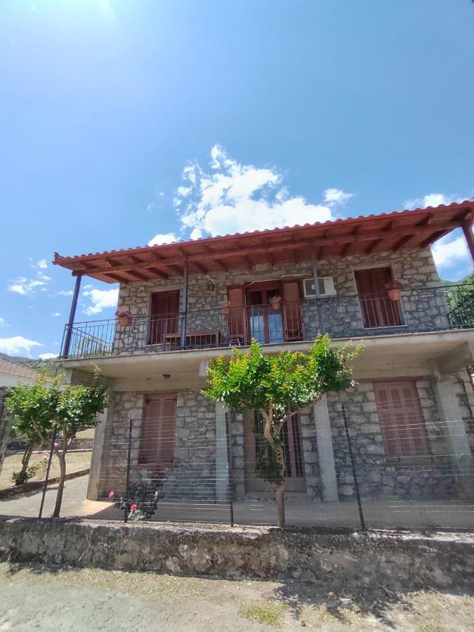 1935 Home Lilaia Bagian luar foto