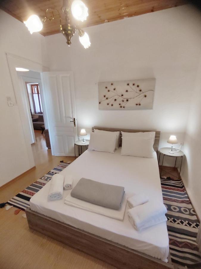 1935 Home Lilaia Bagian luar foto