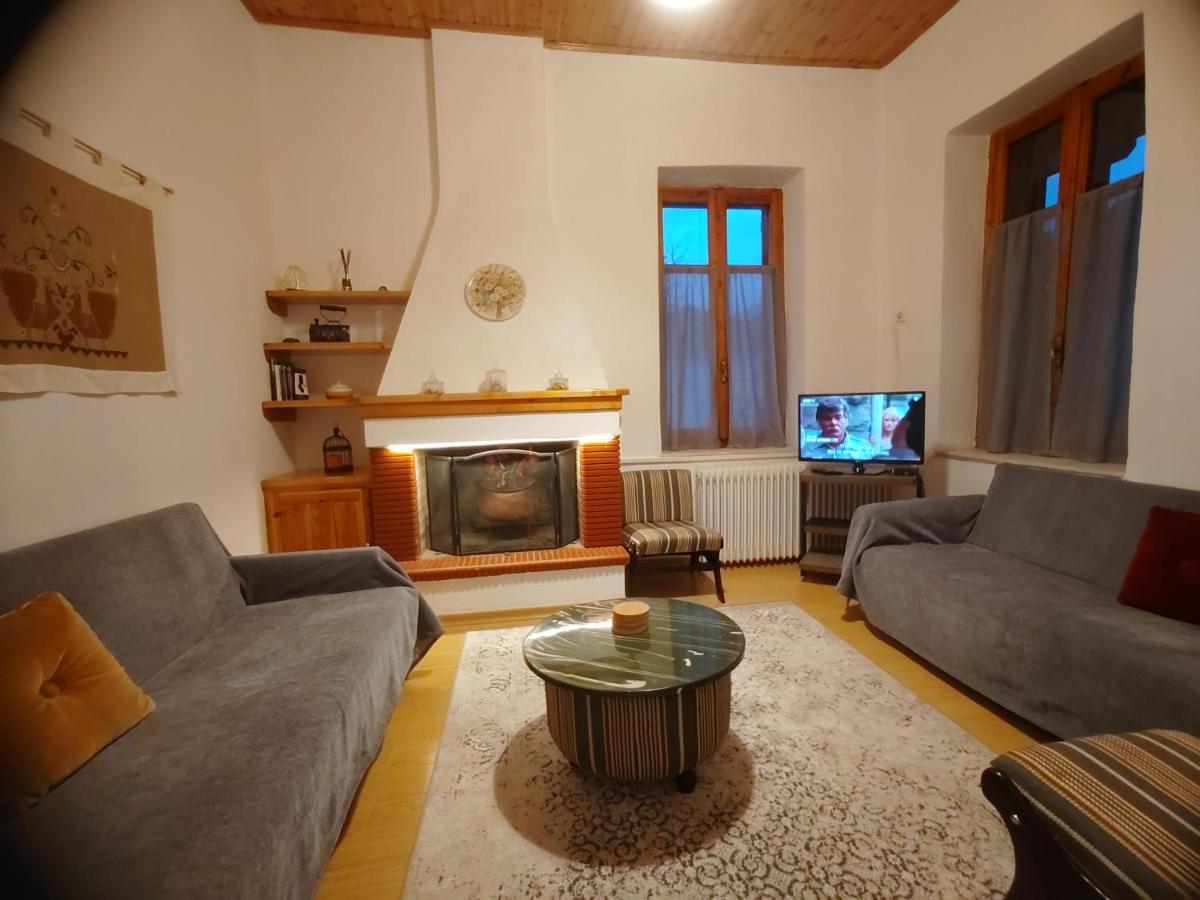 1935 Home Lilaia Bagian luar foto